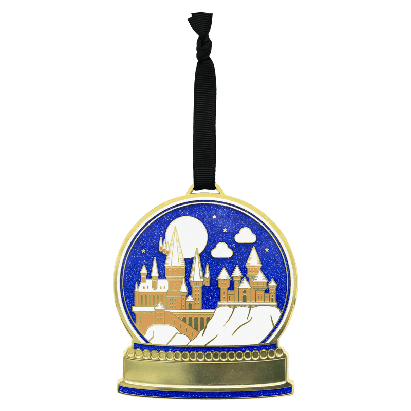 2000009116 Hogwarts Castle Snowglobe Ornament A e7689c56 bd87 4763 a99f d1191555e611