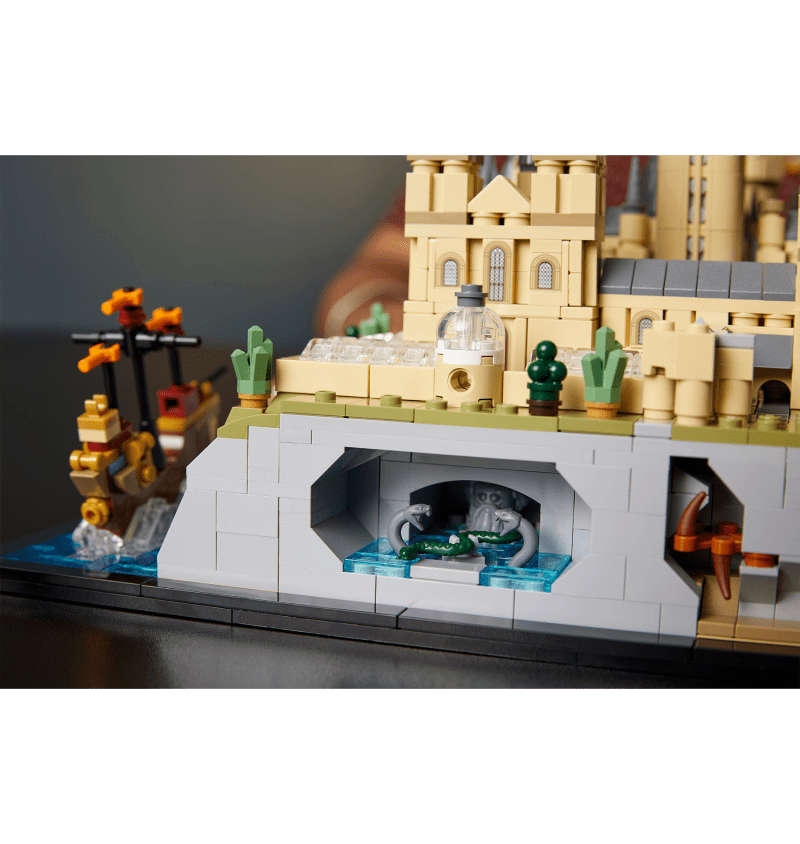 LEGO Product HogwartsGrounds7